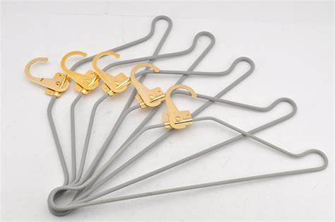 lv hanger